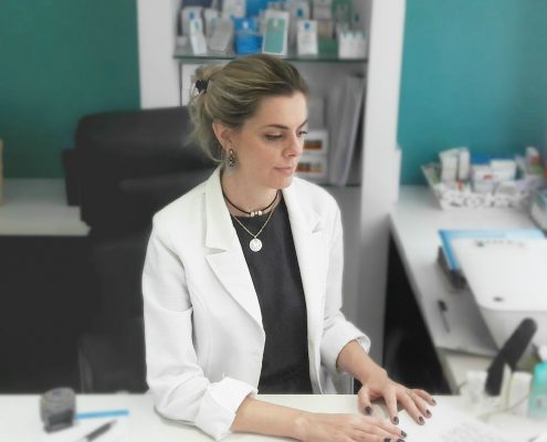 Dermatologista Dra Mariane de Oliveira Clínica de Estética e Dermatologia